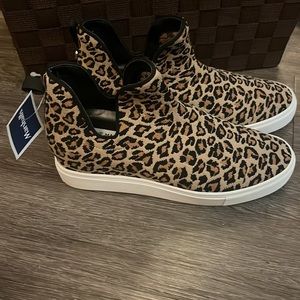 Steve Madden, brand new w/ tags slip on tennis shoes, size 8